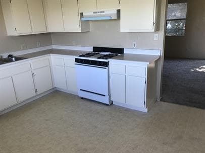 1046 W Morton Ave, Porterville CA 93257