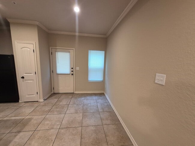 Photo - 6602 Arancione Ave
