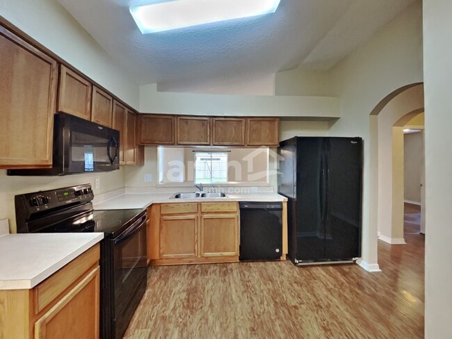 Photo - 4338 Country Hills Blvd