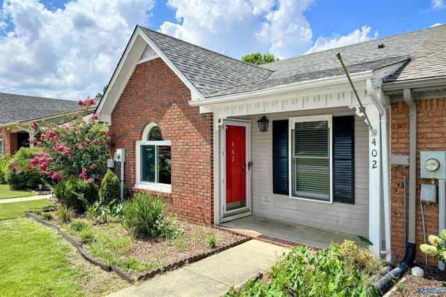 Photo - 402 Bromwich St SW