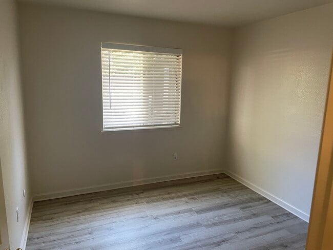 1424 Santander Ct