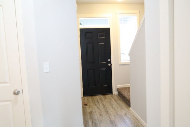 Photo - r205CloverDaleRoad Unidad B