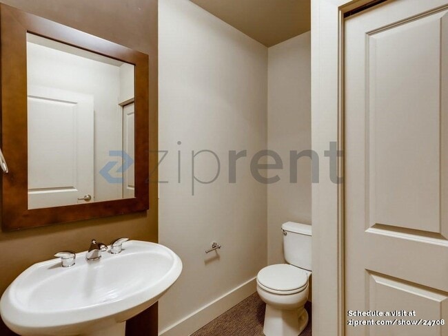 Photo - Unit 607