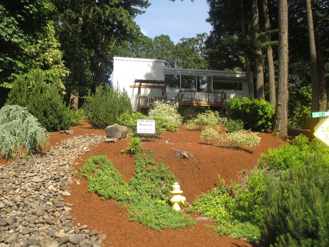 Photo - Beautiful Three Bedroom in the Hills of South Salem