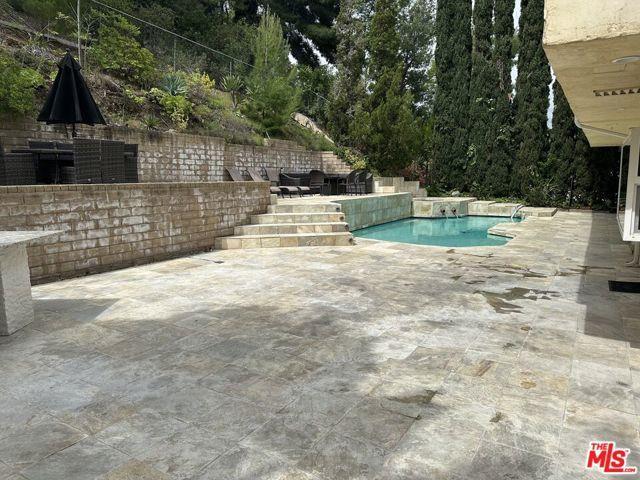 Building Photo - 18162 Sweet Elm Dr Rental