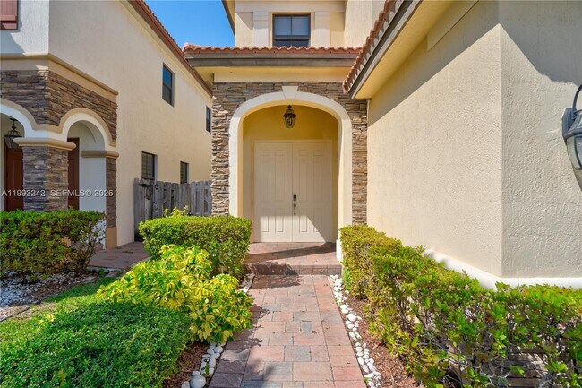 Photo - 10021 NW 87th Terrace