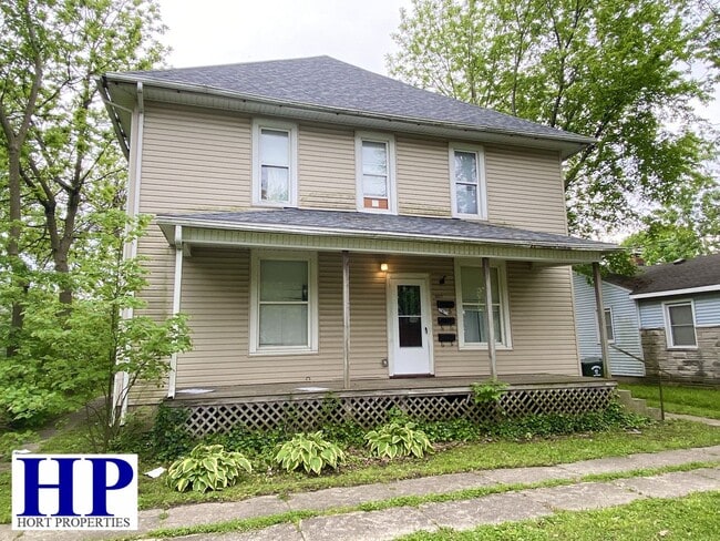 Building Photo - 1017 Champaign Ave Unit #1