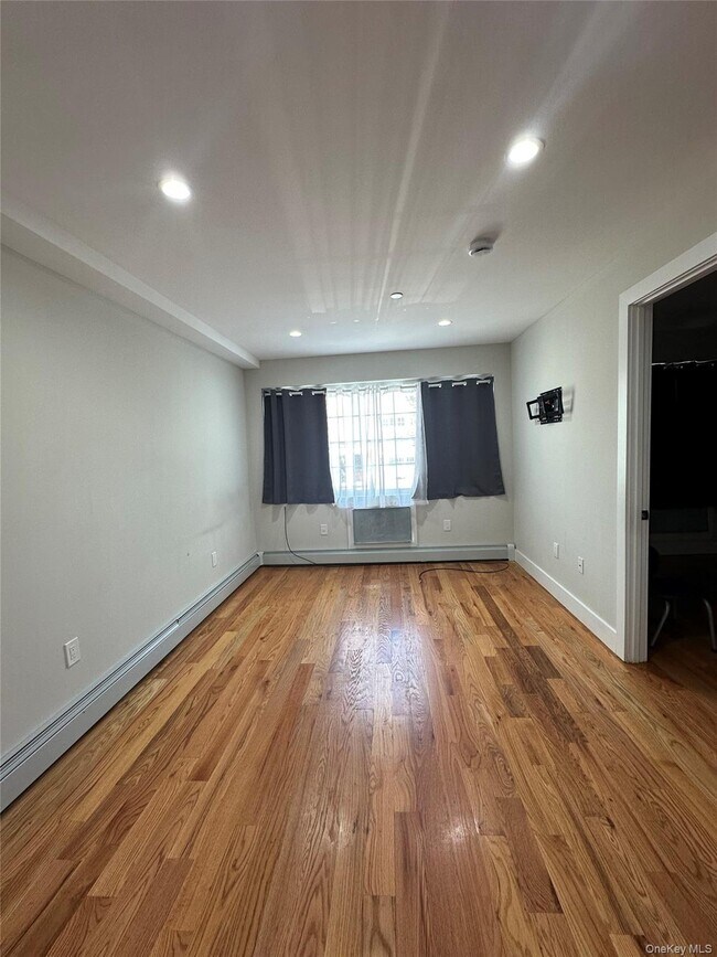 238 Wyona St Unit 2