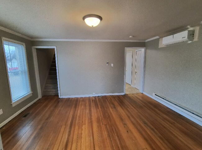 Photo - 609 E Water St Unit East