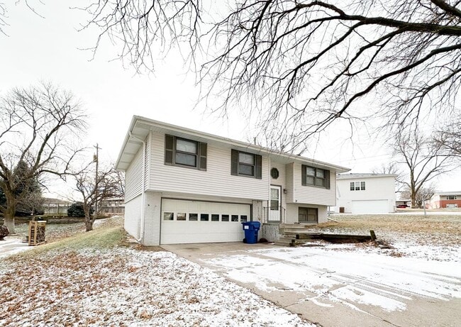 Photo - 3930 Bel-Ridge Dr