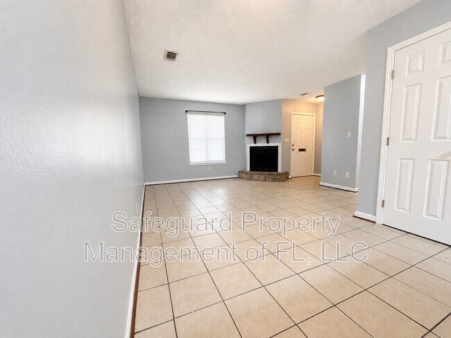 Building Photo - 6398 W Fairfield Dr Unit C