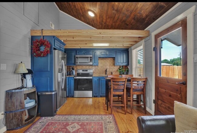 Photo - 209 W Park St