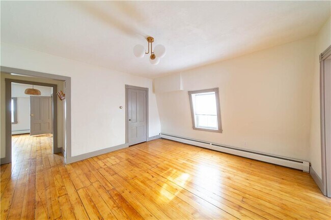 Photo - 309 Main St Unit 2