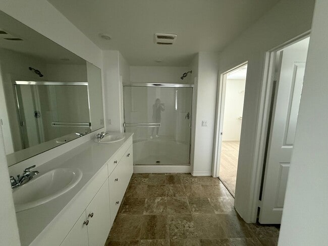 Photo - Beautiful Three Bedroom Two and a Half Bathroom Home in Murrieta!