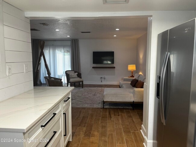1003 Ashley Ave