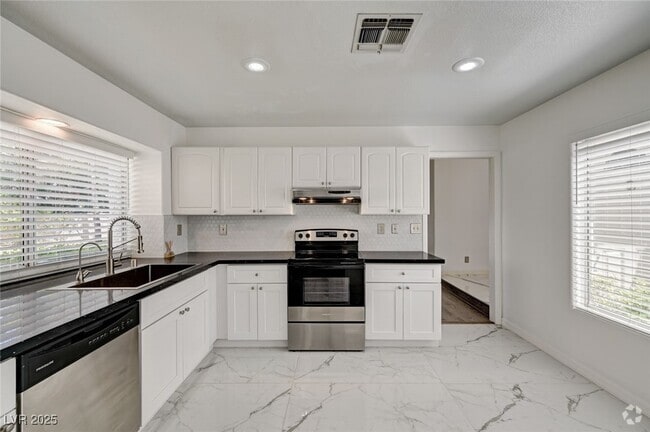 Building Photo - 6944 Emerald Springs Ln Rental