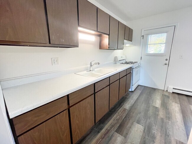 Photo - 222 S Tryon St Unit Apt 8