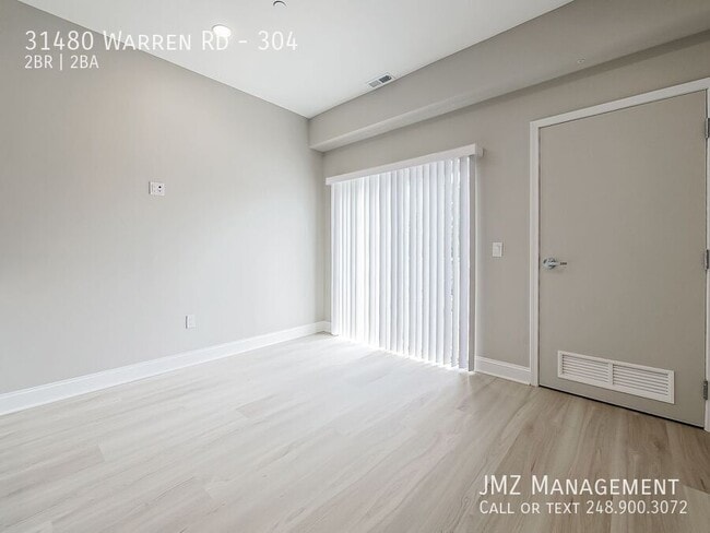 Photo - 31480 Warren Rd Unit 304