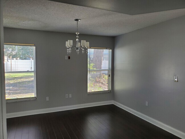 Photo - 11928 Atlin Dr