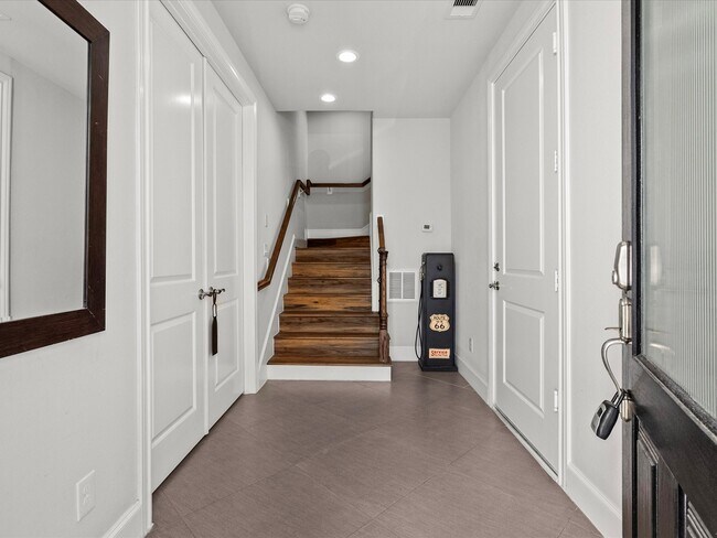 Photo - 5616 Cohn Terrace