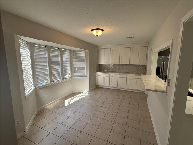 Photo - 7 Sun Meadow Blvd