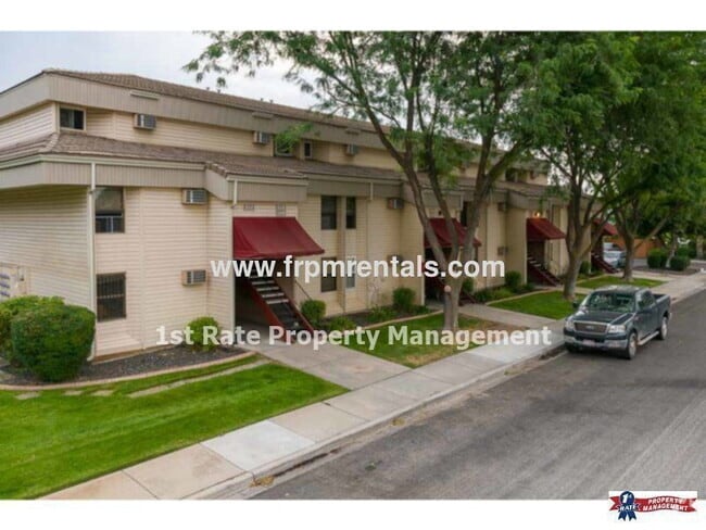 Building Photo - 1681 N Laurel St Unit #129 Rental