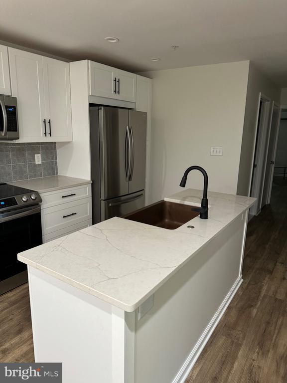 Photo - 1625 First St NE