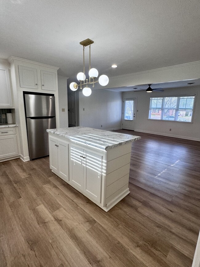 Photo - 265 Daniels St