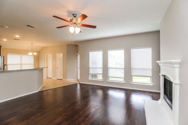 Photo - 1323 Artemus Dr