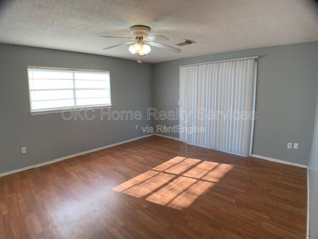Photo - 513 Sunnyside Pl