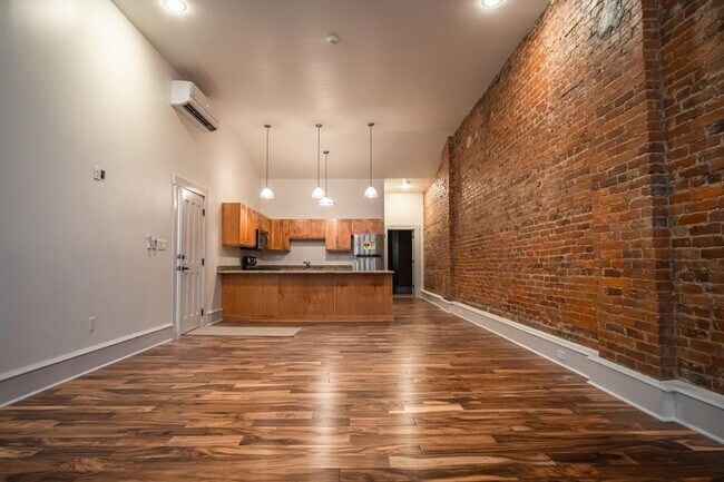 Photo - Downtown Luxury Loft Apartment Unidad Apartment A