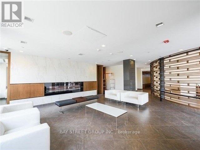 Photo - 1 Uptown Dr Unit 1707