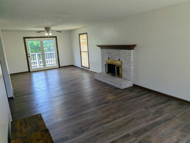 Photo - 707 Kentucky Ave