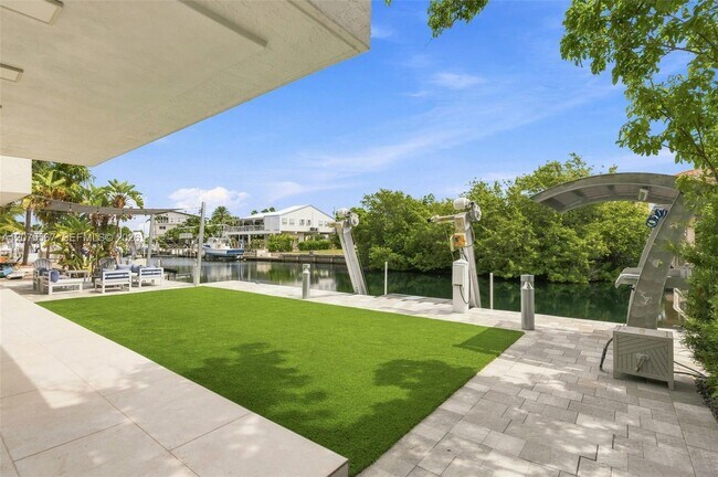 203 Gulfview Dr