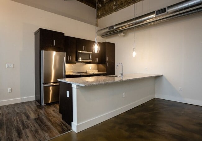 538 Erie Blvd W