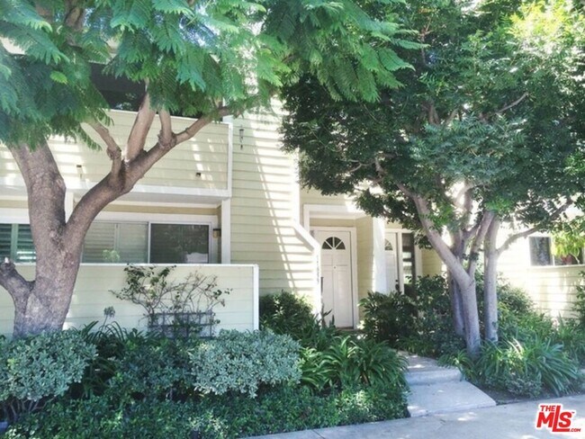 Photo - 11855 Nebraska Ave Condo