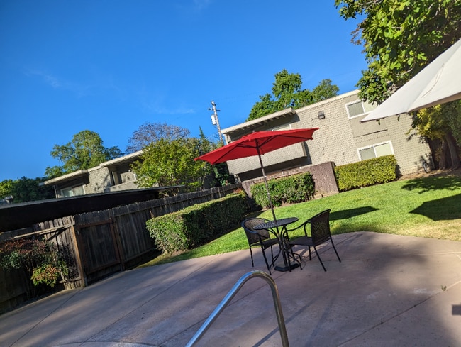 Photo - 1044 Rivara Rd