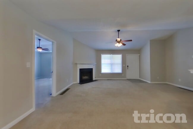 Photo - 87 Princeton Dr