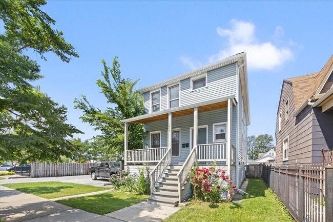 Building Photo - 3616 N Kedzie Ave Unit 2 Rental