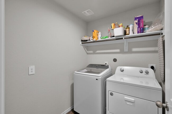 Photo - 13916 Great Pnes Ct