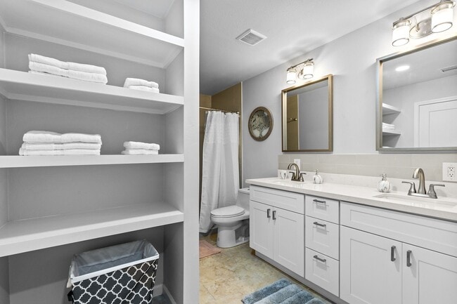 Photo - 412 Waco Ave