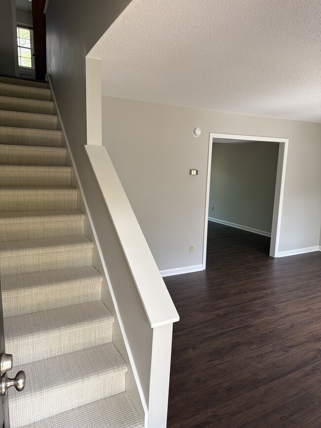 Photo - 2104 Fairview Rd