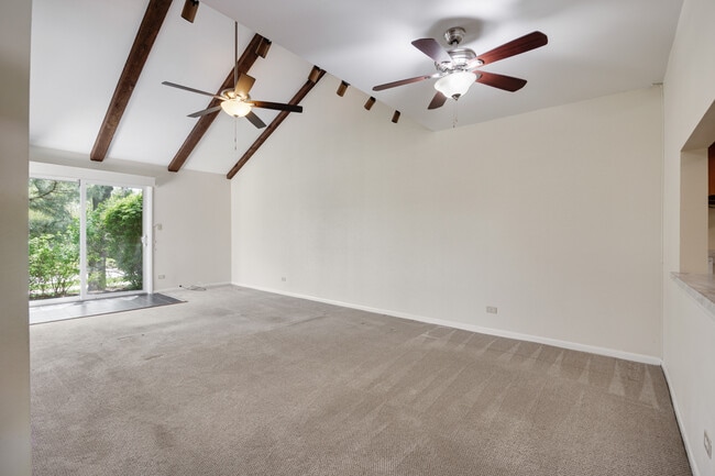 1525 Columbia Ct