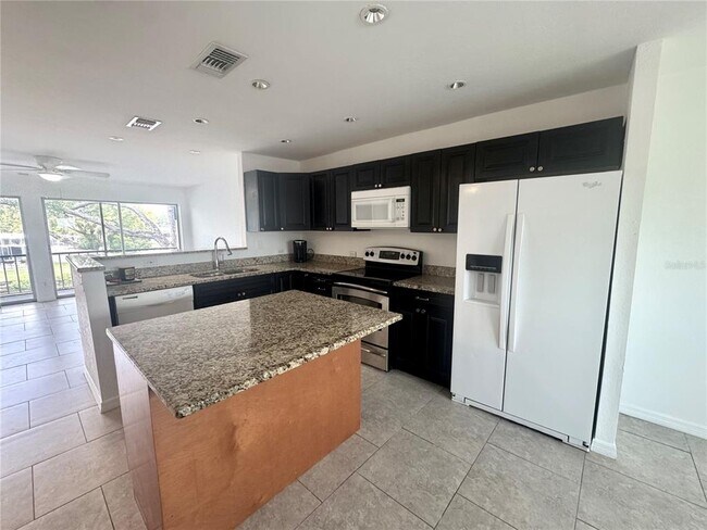 9201 Tudor Dr Unit C212