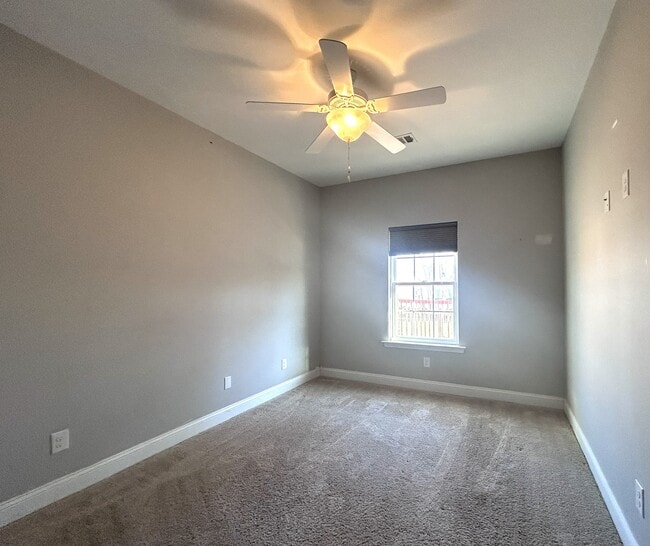 Photo - 50 Kayton Ct