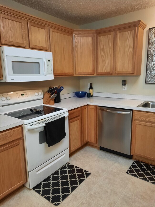 Photo - 901 Ivy Ridge Ln