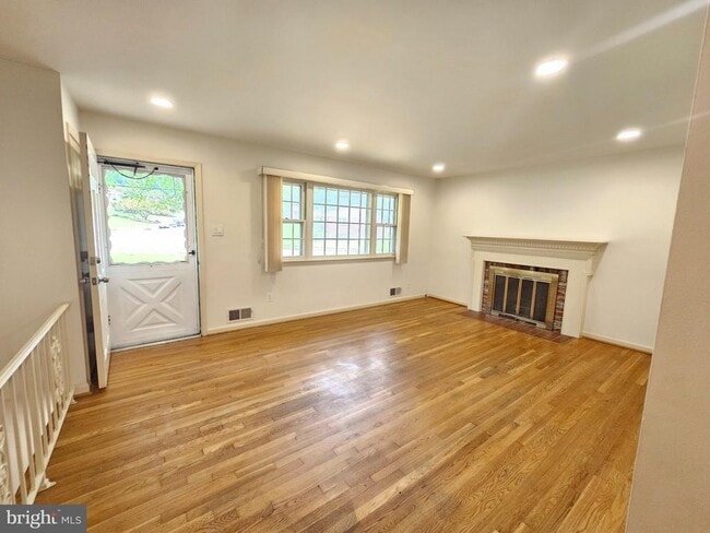 Photo - 5683 Ravenel Ln