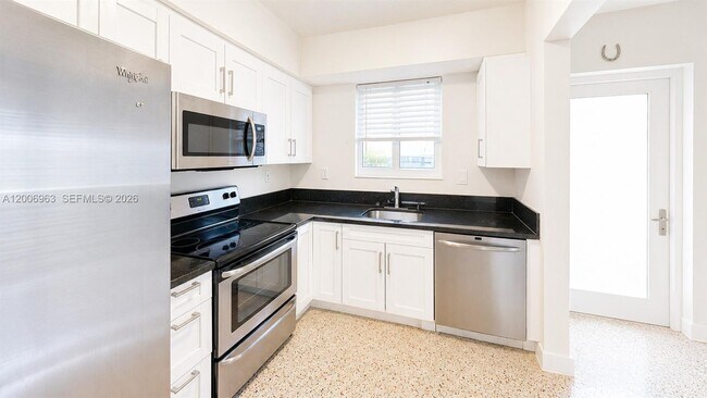 Photo - 3630 Percival Ave