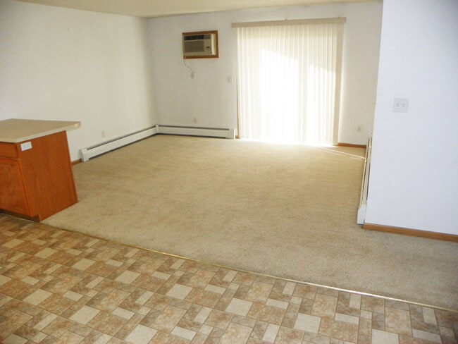 Photo - Sunridge Apartments