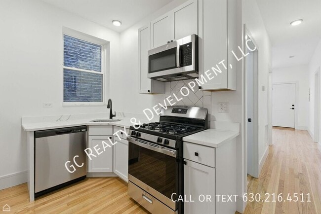 Photo - 1928 W 21st St Unit 1R